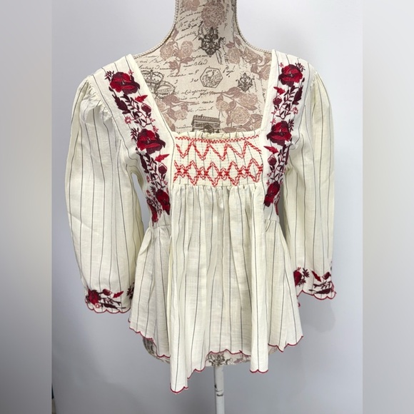 BBWM Cream and Red Embroidered Blouse with Flutter Sleeves size S - Picture 7 of 12